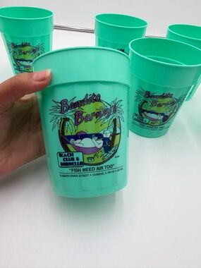 Bandito Barney’s Plastic Cups Beach Club Teal Set 7 Barware